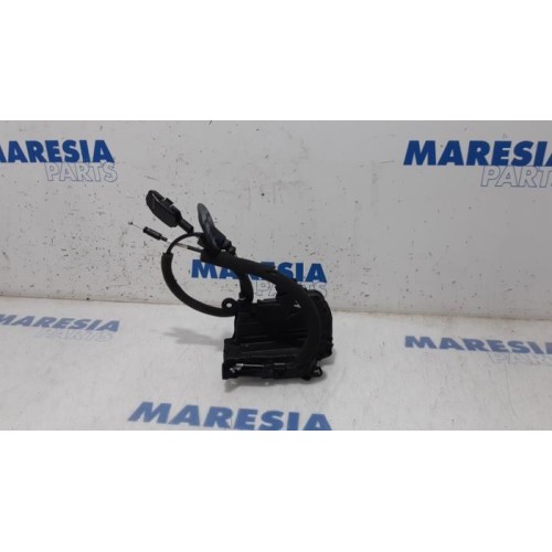 Renault - Clio - Rear door lock mechanism 4-door, left