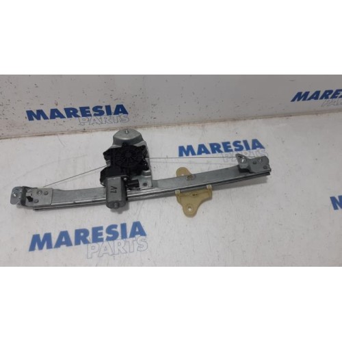 Renault - Clio - Window mechanism 4-door, front left