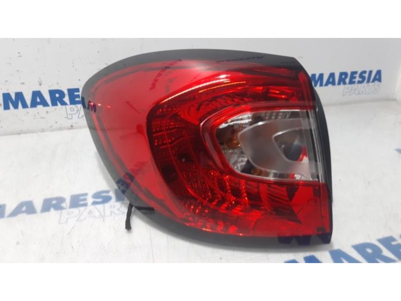 Renault - Captur - Achterlicht links