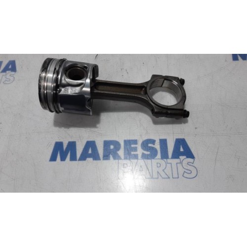 Renault - Espace - Piston