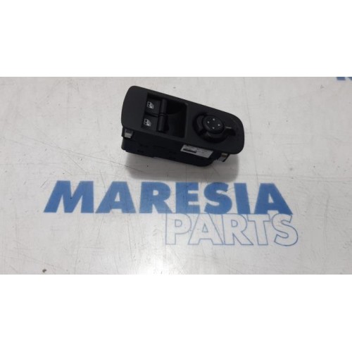 Alfa Romeo - Mito - Multi-functional window switch
