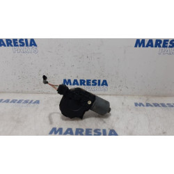 Peugeot - 308 - Front wiper motor