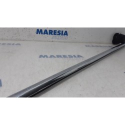 Peugeot - 308 - Cadre portière