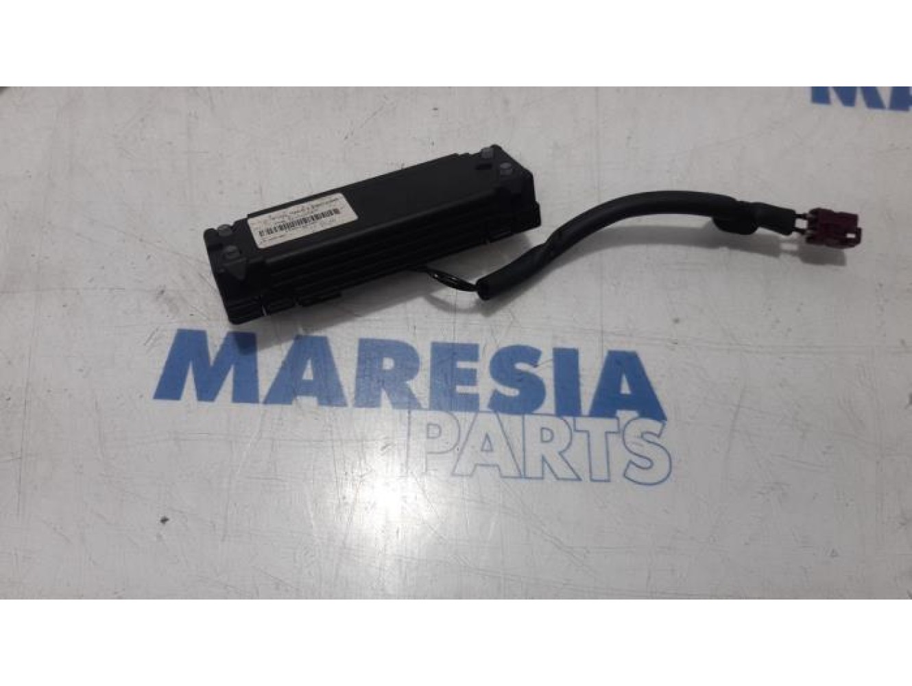 Peugeot - 308 - GPS antenna