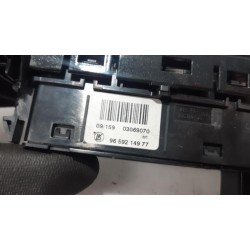 Peugeot - 308 - Panic lighting switch