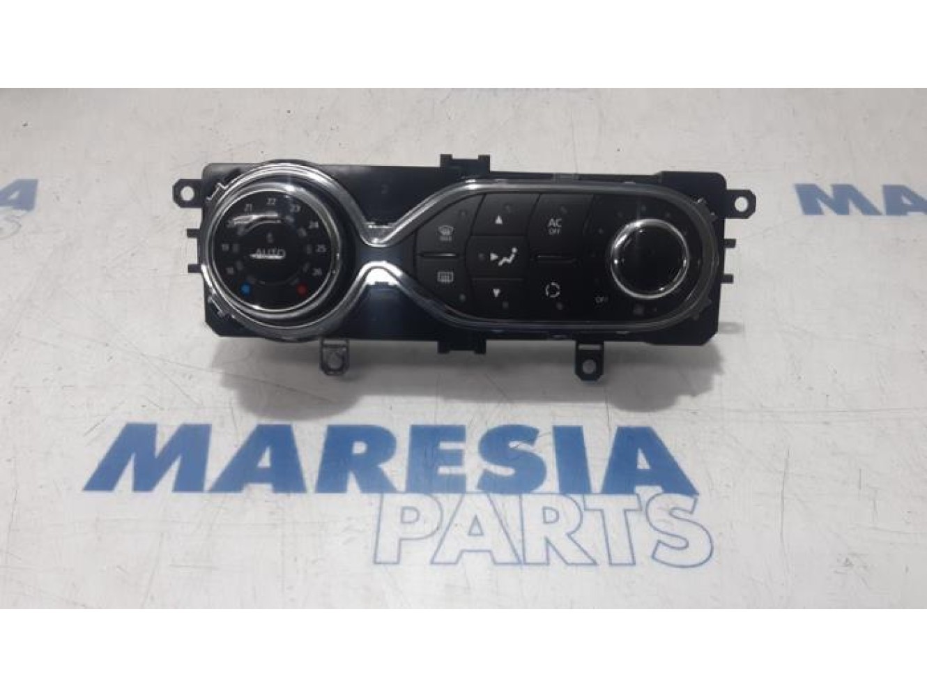 Renault - Captur - Heater control panel