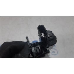 Renault - Captur - Tailgate lock mechanism