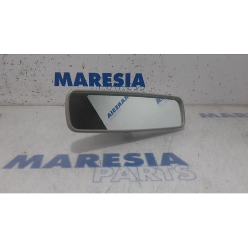 Renault - Captur - Rear view mirror
