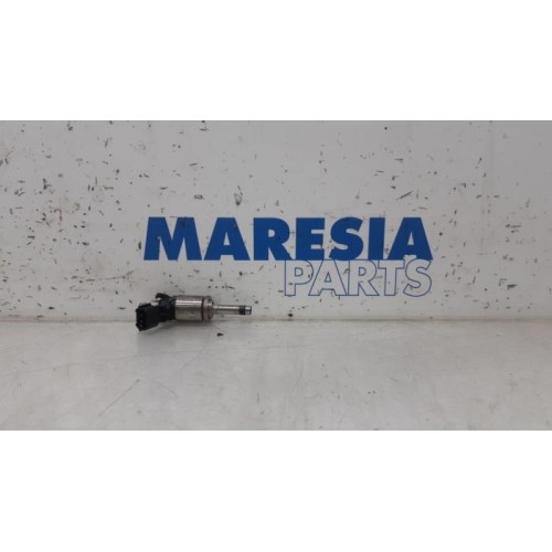 Renault - Megane Scenic - Injector (petrol injection)