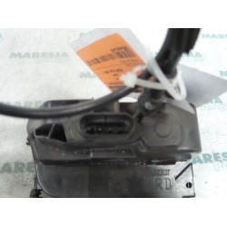 Renault - Laguna - Rear door mechanism 4-door, right