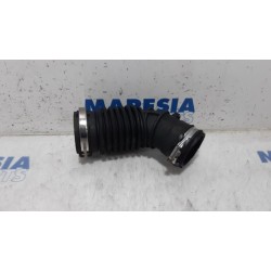 Renault - Clio - Air intake hose