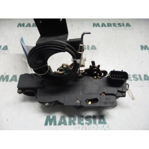 Fiat - Stilo - Front door lock mechanism 4-door, right
