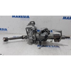 Renault - Clio - Steering column housing