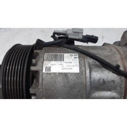 Renault - Clio - Air conditioning pump