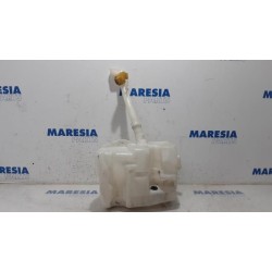 Renault - Espace - Front windscreen washer reservoir