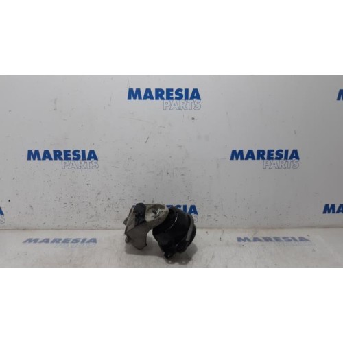 Renault - Espace - Engine mount