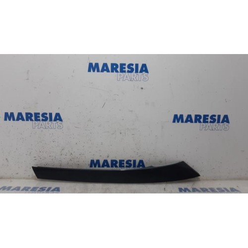 Renault - Espace - Front wing, right