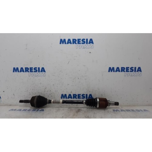 Citroen - C3 - Aandrijfas links-voor