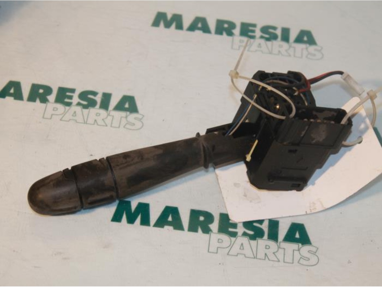 Renault - Megane - Indicator switch