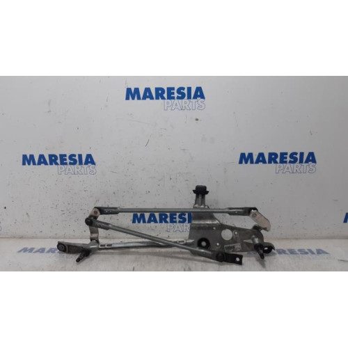Peugeot - 308 - Wiper mechanism
