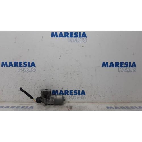 Peugeot - 308 - Front wiper motor