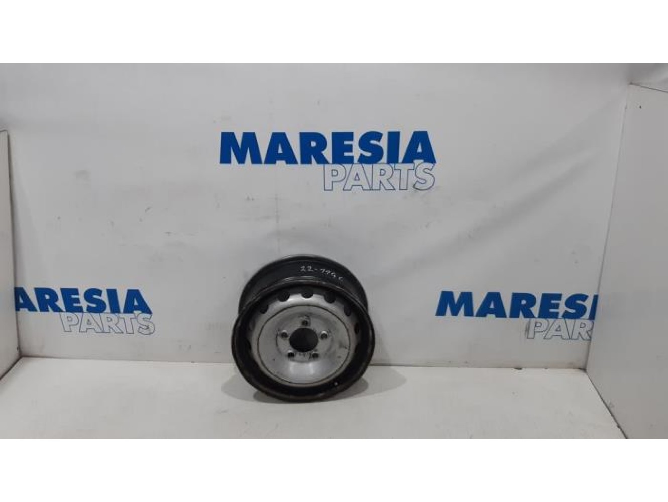 Renault - Master - Wheel