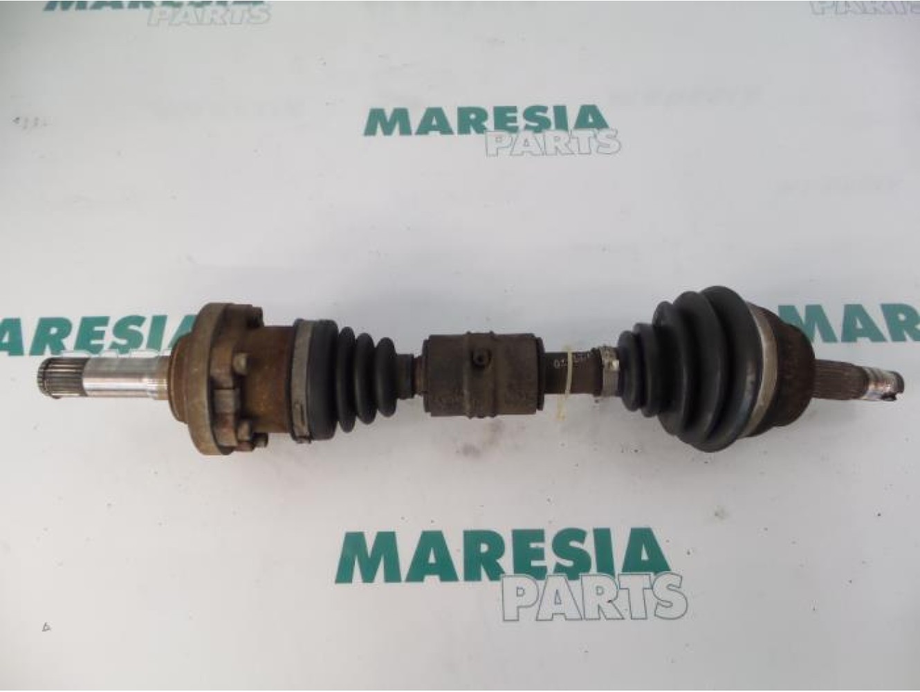 Fiat - Punto - Arbre de transmission avant gauche