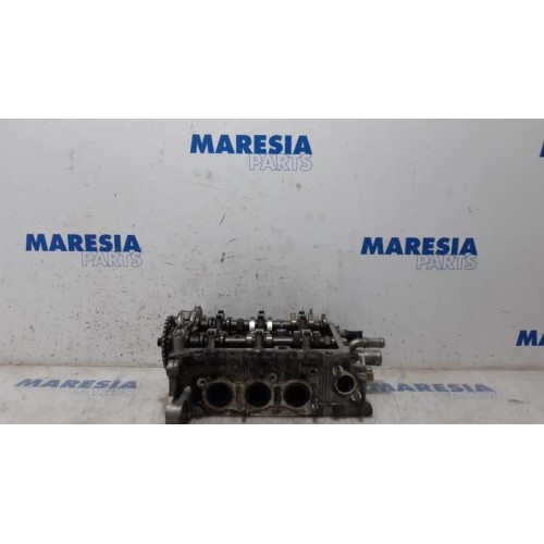 Peugeot - 107 - Cylinder head