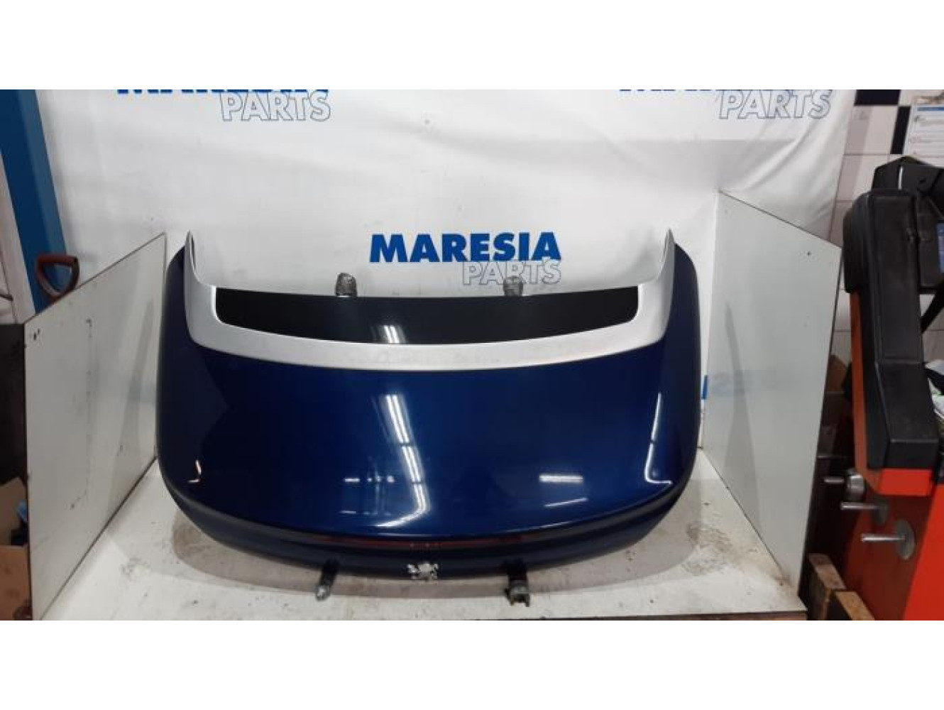Peugeot - 207 - Tailgate