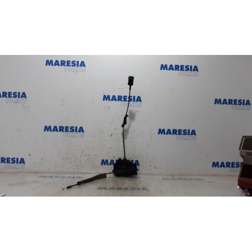 Renault - Master - Door lock mechanism 2-door, right