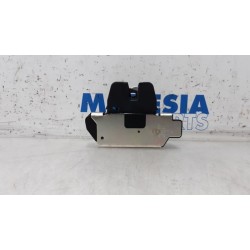 Citroen - C3 - Tailgate lock mechanism