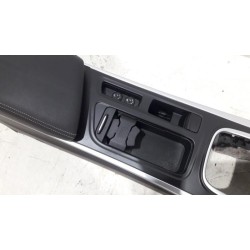 Renault - Megane - Middle console
