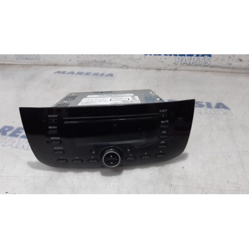 Fiat - Punto - Radio CD player