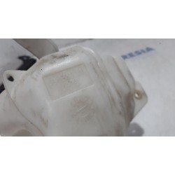 Fiat - Punto - Front windscreen washer reservoir