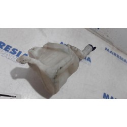 Fiat - Punto - Front windscreen washer reservoir