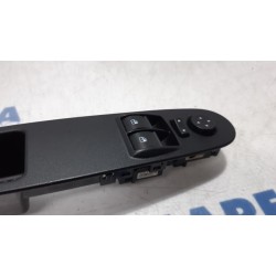 Fiat - Punto - Multi-functional window switch
