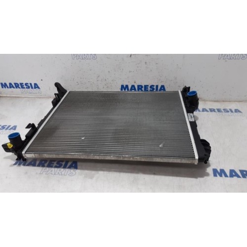 Renault - Megane - Radiator