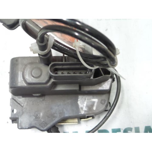 Renault - Megane - Deurslot Mechaniek 4Deurs links-achter