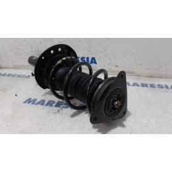 Renault - Megane - Front shock absorber rod, right