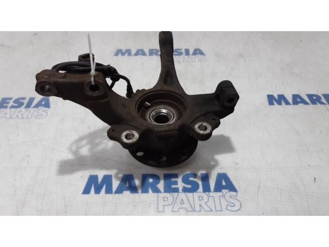 Fiat - Punto - Knuckle, front right