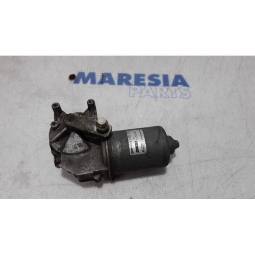 Fiat - Punto - Front wiper motor