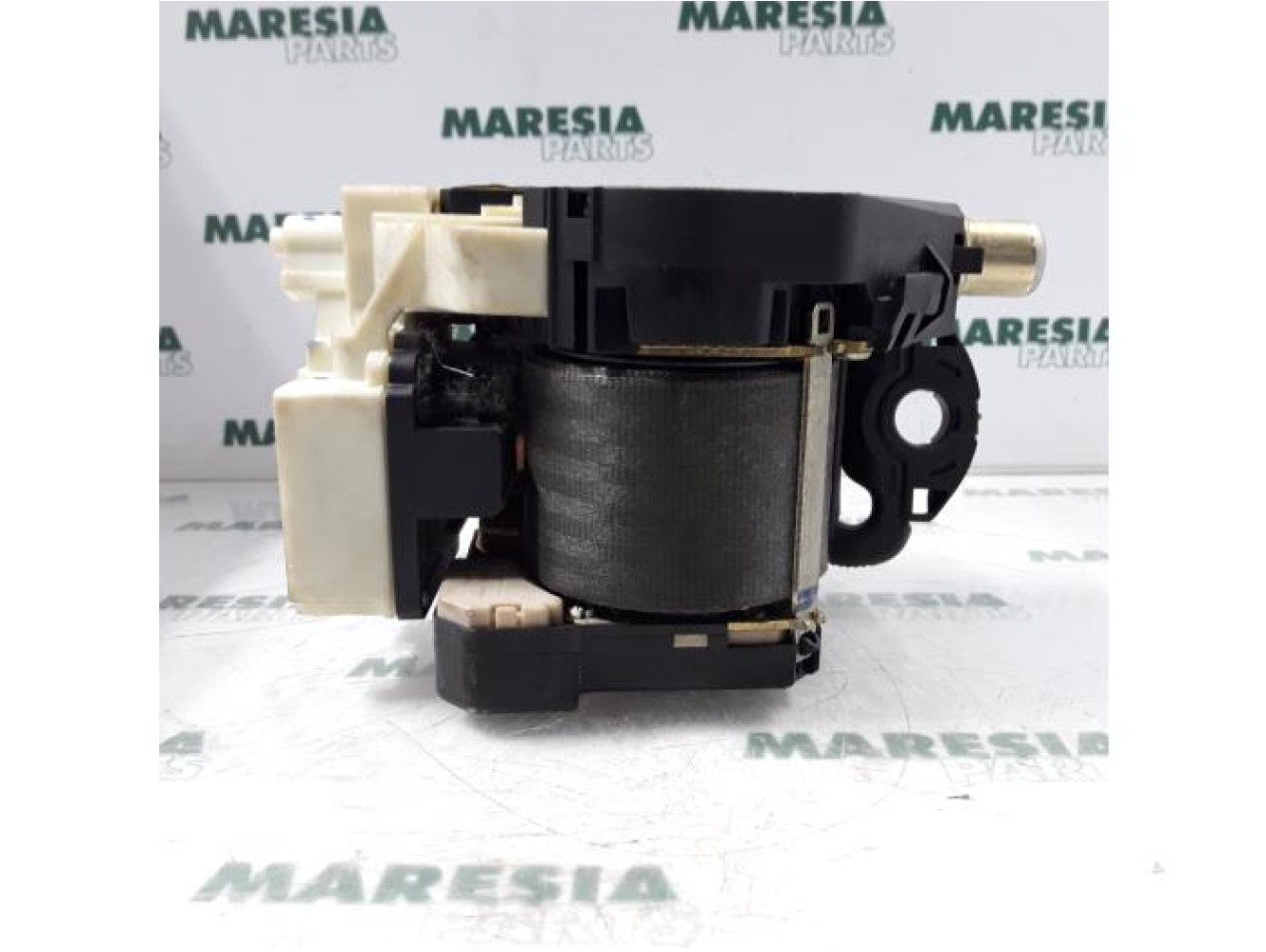 Fiat - Punto - Front seatbelt, right