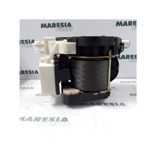 Fiat - Punto - Front seatbelt, right