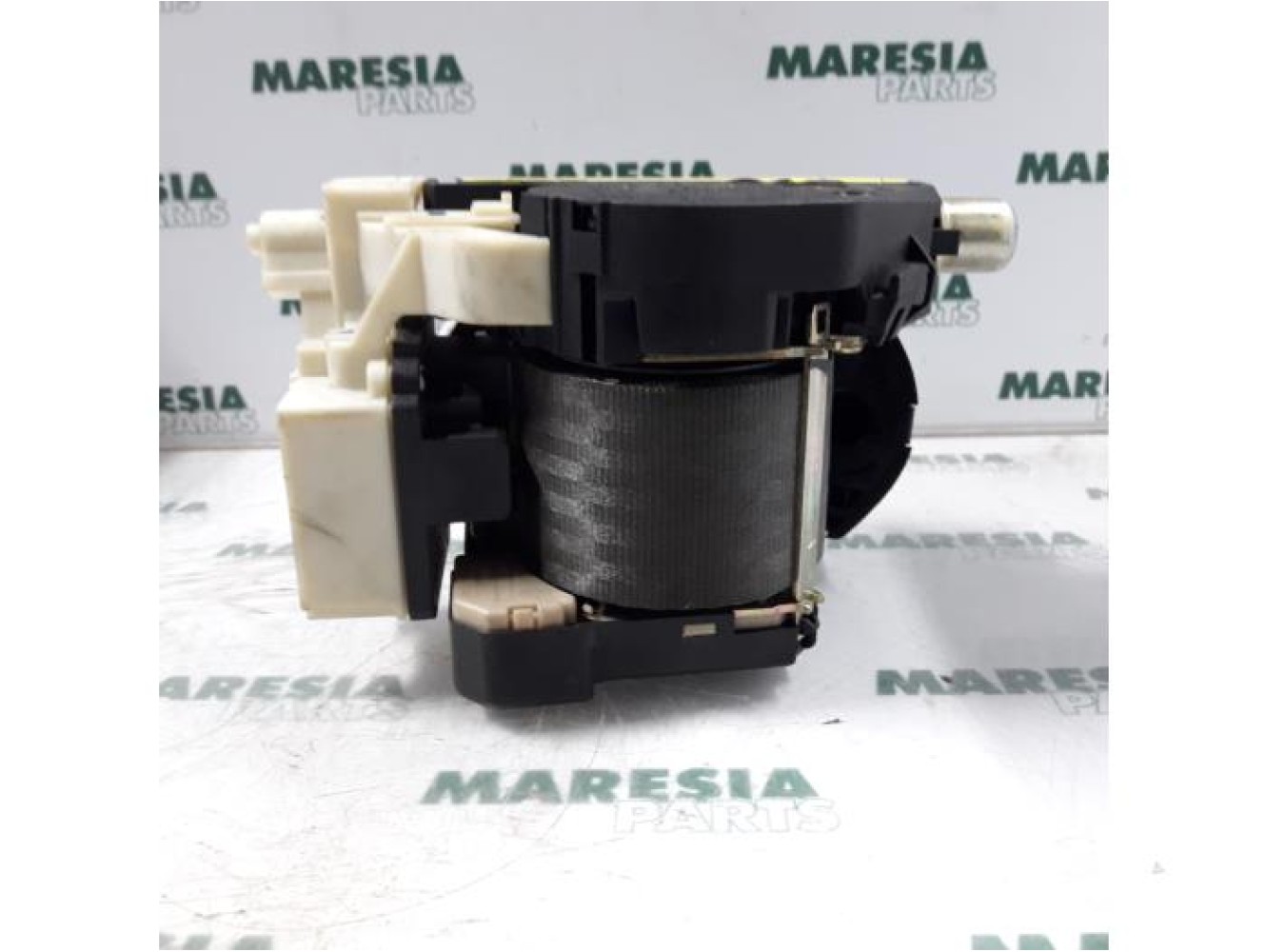 Fiat - Punto - Front seatbelt, right