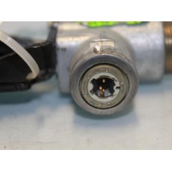Renault - Megane - Gurtsrammer links