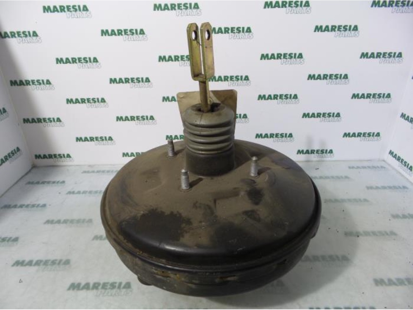 Renault - Megane - Brake servo