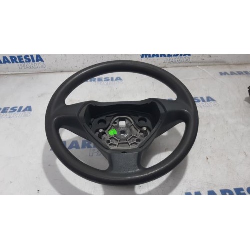 Peugeot - Bipper - Steering wheel