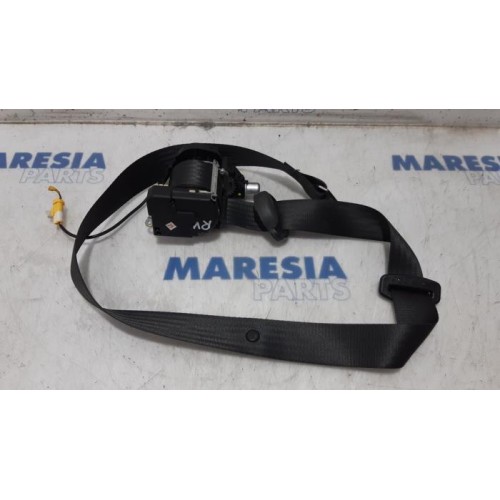 Fiat - Panda - Front seatbelt, right