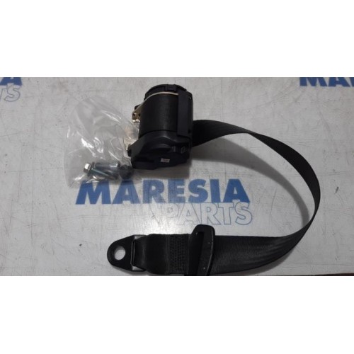 Fiat - Panda - Rear seatbelt, right