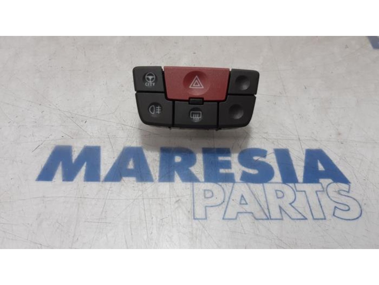 Fiat - Panda - Panic lighting switch